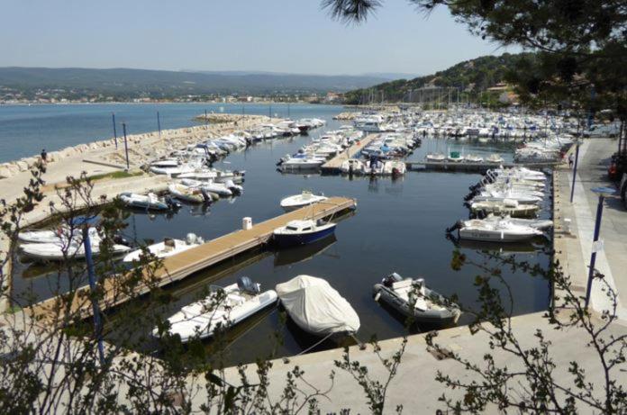Saint Cyr-Sur-Mer La Madrague Les Aigues Marines ภายนอก รูปภาพ